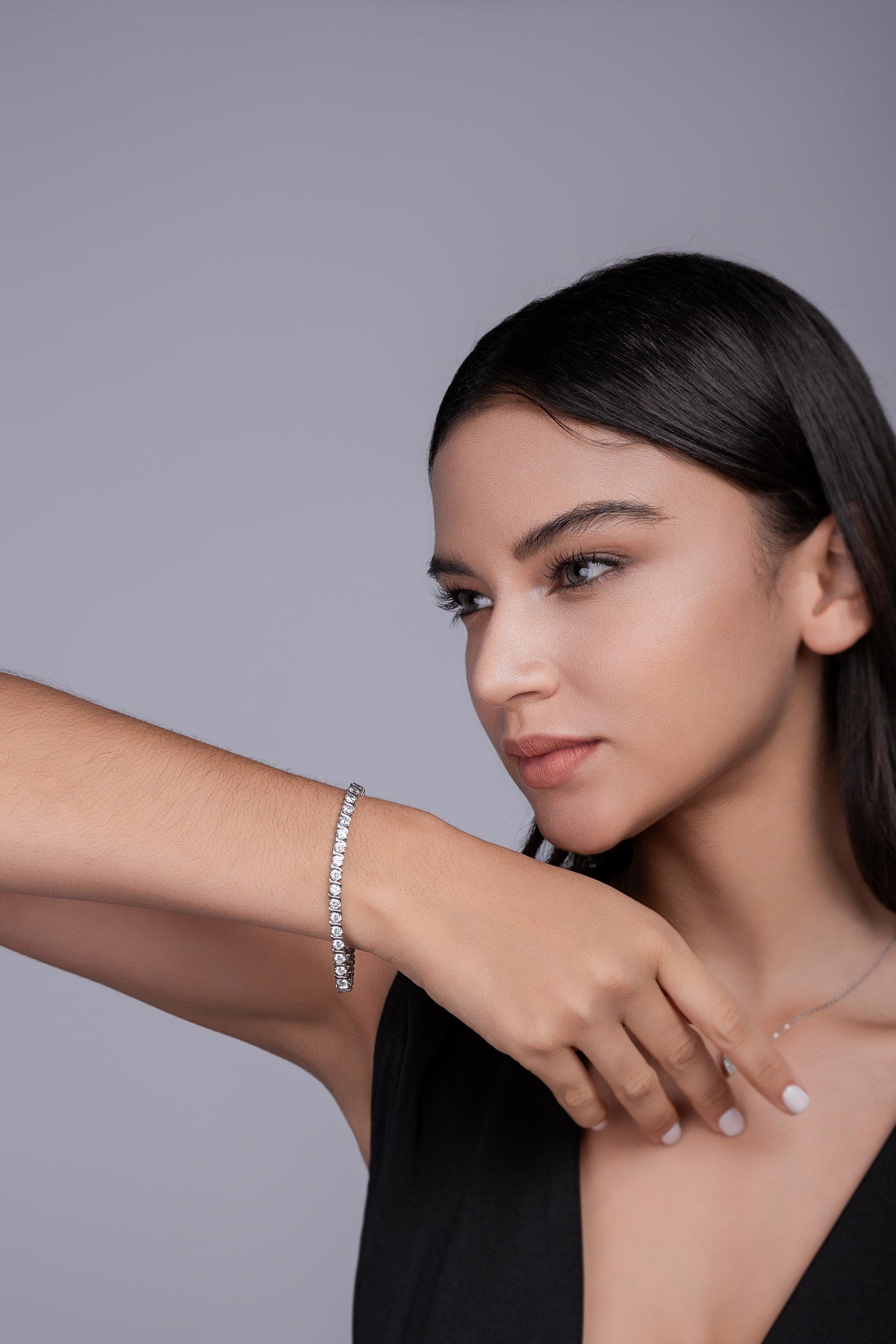 Set With Top-quality Moissanite, This Luxurious And Fashionable Light Luxury Trend Jewelry Silver Bracelet Is Made Of S925 Silver Electroplated With Platinum null jewelry set with top-quality moissanite