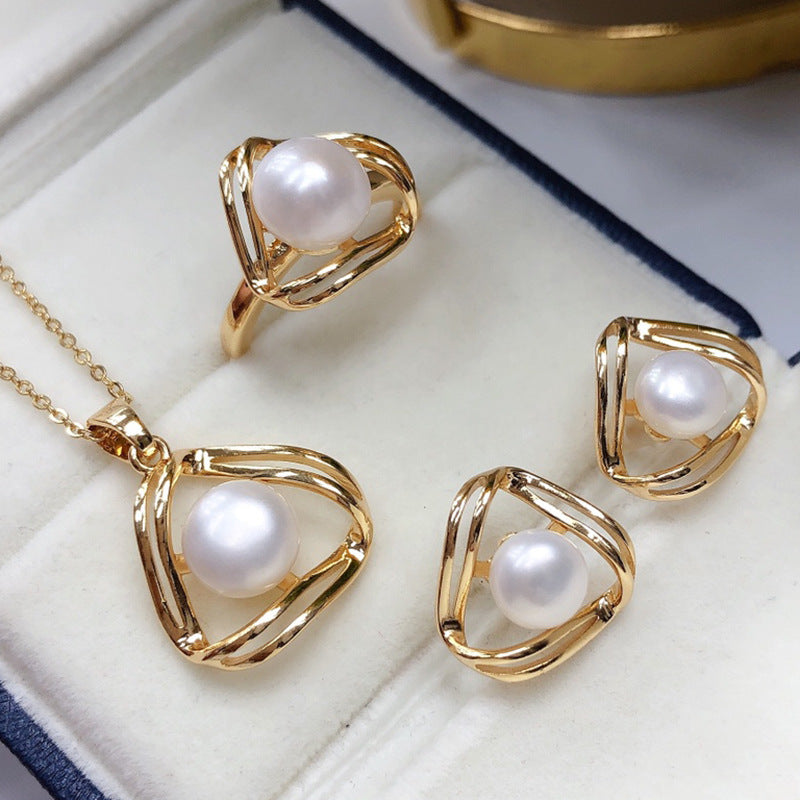 Simple And Exquisite Freshwater Pearl Necklace Suit null
