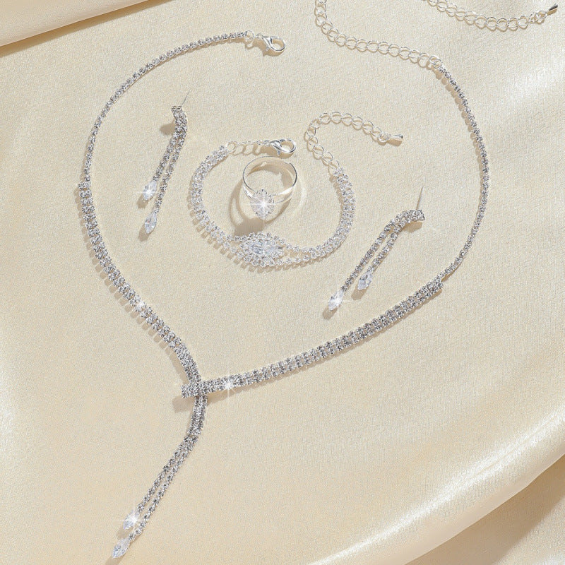 Fashion Simple Necklace Earring Bracelet Four-piece Set null